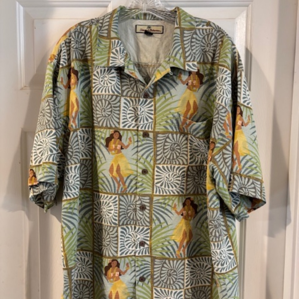 Tommy Bahama 100% silk mens Shirt-XL